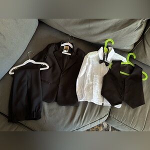 Boys Tuxedo Size 7